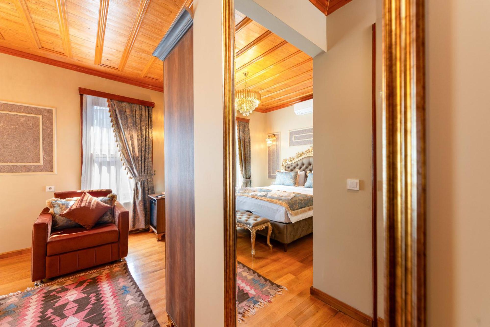 Отель Brown Mansion Oldcity *